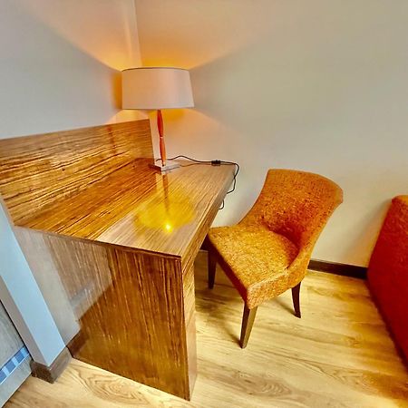 Royal Studio Apartment With A Perfect View - Yamaluxe Bukareszt Zewnętrze zdjęcie